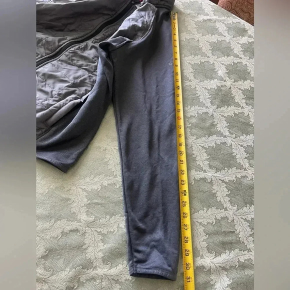 Orvis Mixed Media Packable Lightweight Quilted Jacket Gray - Size L - Picture 6 of 9